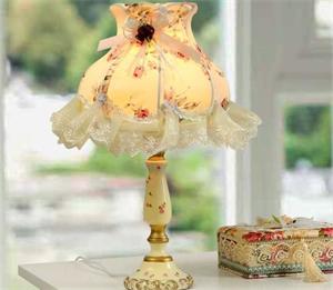 花瓣式歐式臺燈 清新風歐式臺燈 STD8805