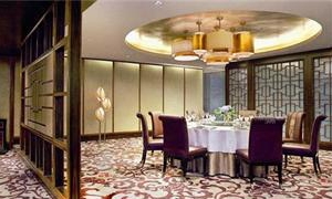 【酒店包間】仿古銅色優(yōu)質透光亞克力燈罩吊燈